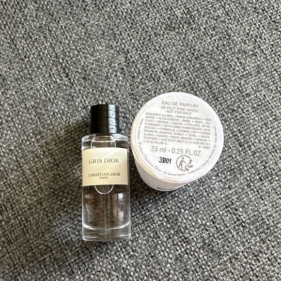 NEW Christian Dior Gris Dior Eau de Parfum 7.5ML (Sample Size) - Picture 3 of 3